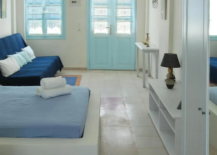 Aeolis Santorini Nyaraló