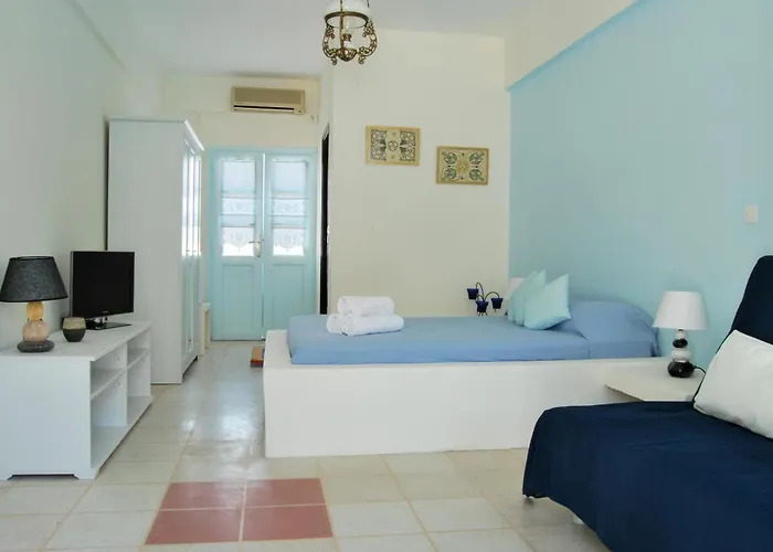 Aeolis Santorini Nyaraló