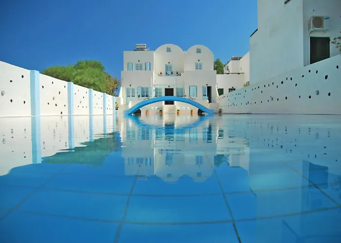 Aeolis Santorini Holiday home *