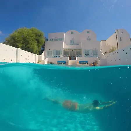 Aeolis Santorini * 佩里萨